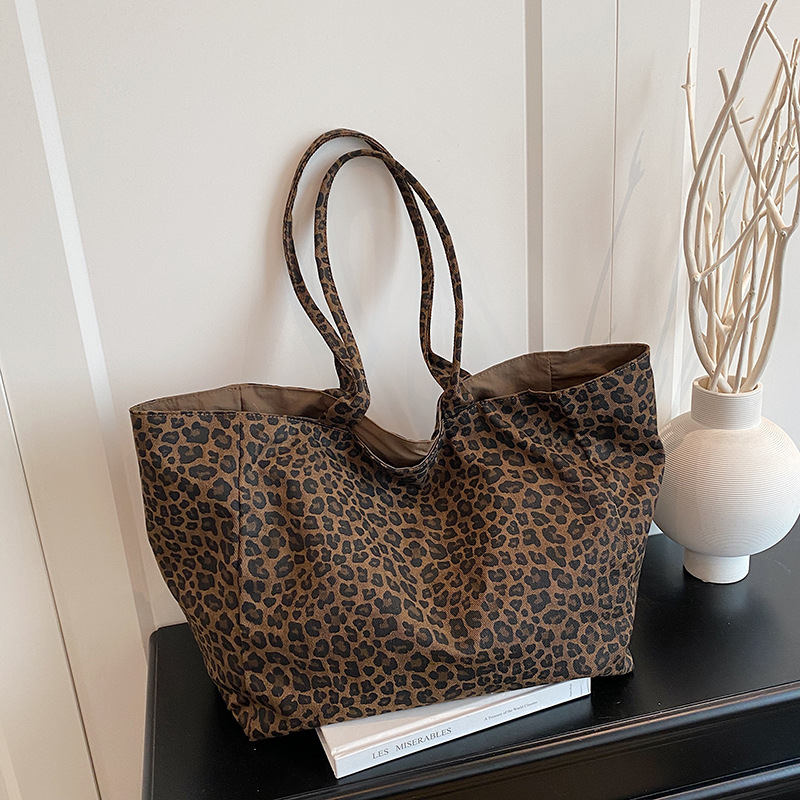 Fashionable Leopard Print Tote - Embroidery Texture avaliação e preço