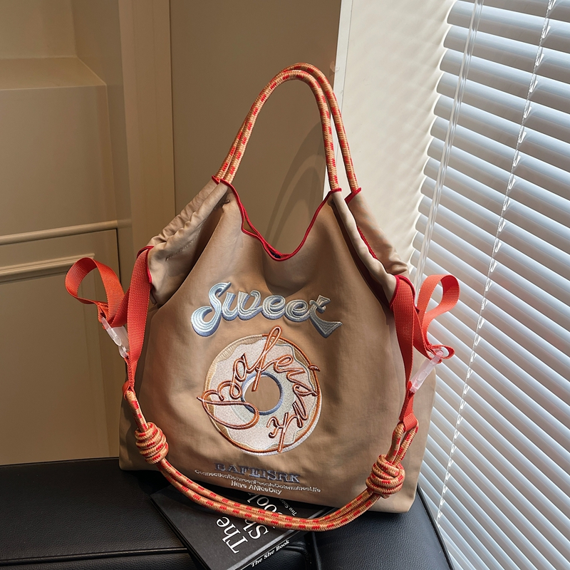 2025 Spring Hot Sale Exquisite - Embroidery Fish avaliação e preço