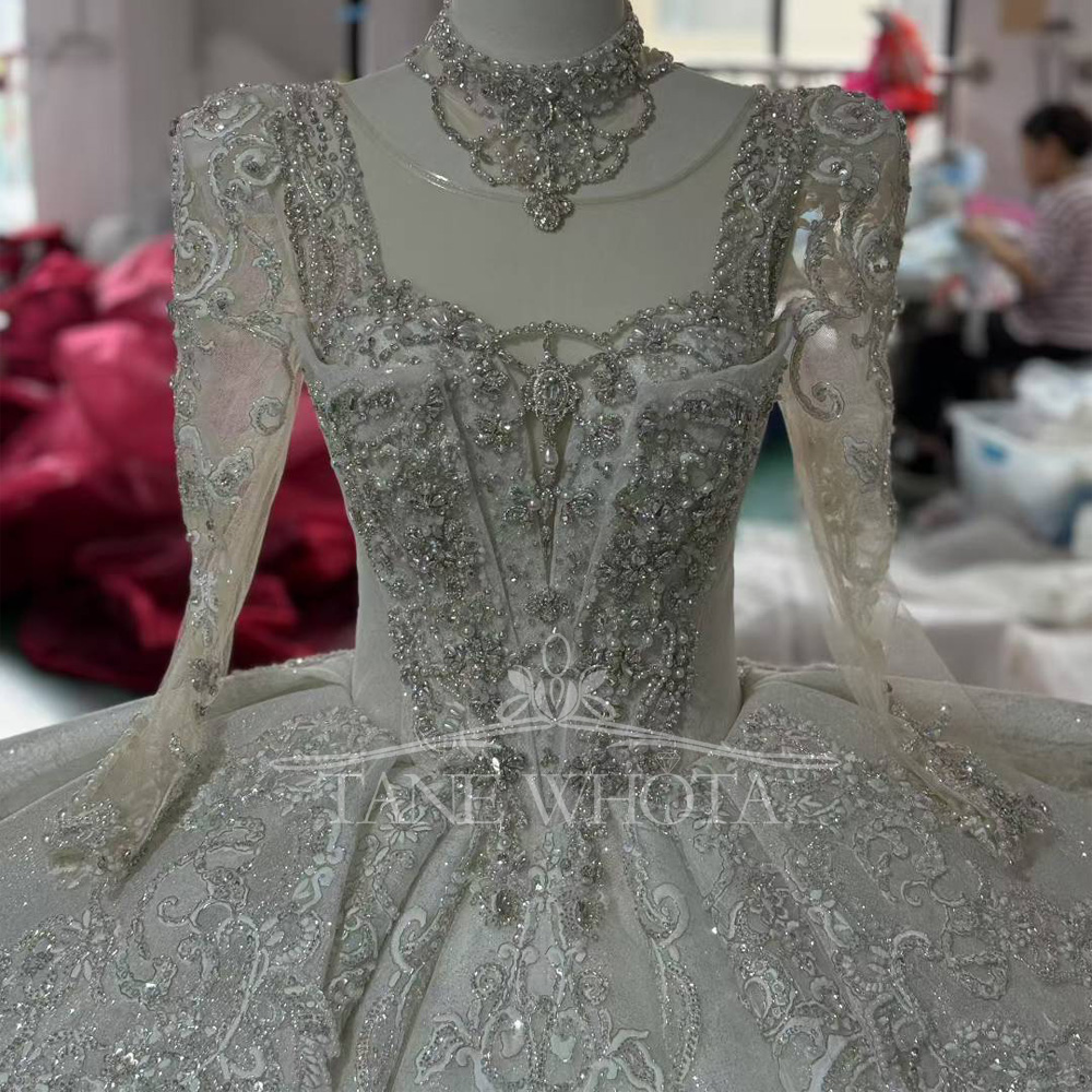 Crystal Sequined Bridal Dress  - Embroidery Organza avaliação e preço