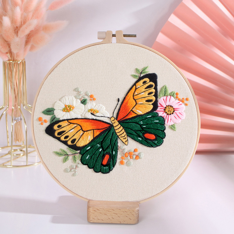 DIY Embroidery Kit Butterfly P - Embroidery Artist avaliação e preço