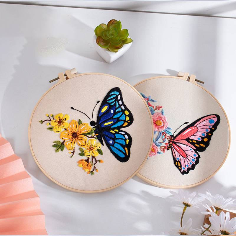 DIY Embroidery Kit Butterfly P - Embroidery Artist avaliação e preço