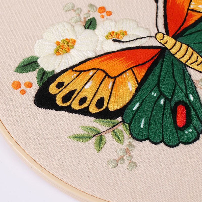 DIY Embroidery Kit Butterfly P - Embroidery Artist avaliação e preço