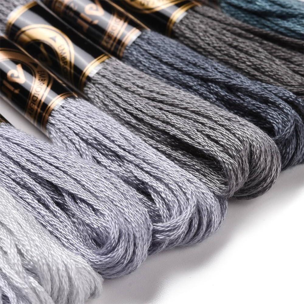 8 Skeins 70 Yards Grey Friends - Embroidery Thread avaliação e preço