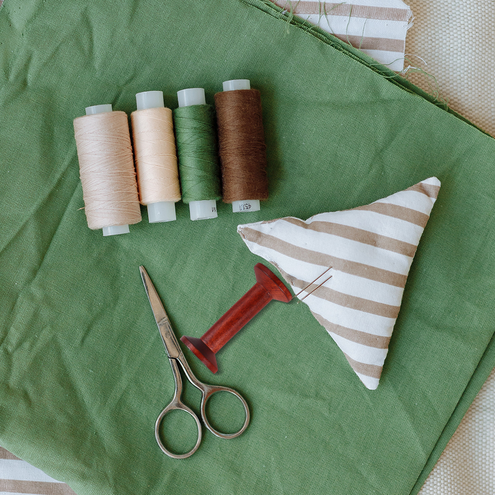 6Pcs Wooden Empty Spools for C - Embroidery Thread avaliação e preço
